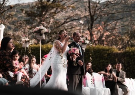 Pomysły na oryginalne przywitanie gości weselnych