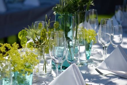 Wesele w ogrodzie — jak zorganizować wymarzone garden party